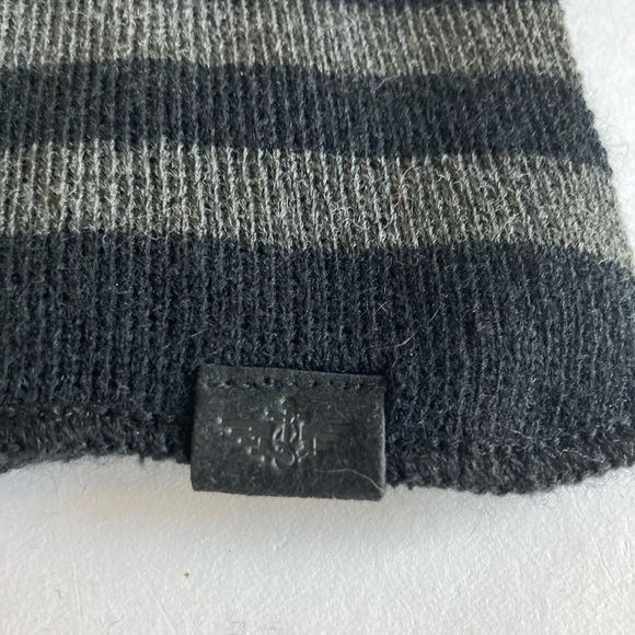 New Dockers Unisex 100% Acrylic Black Grey Knitted Scarf and Hat One size - Picture 6 of 9